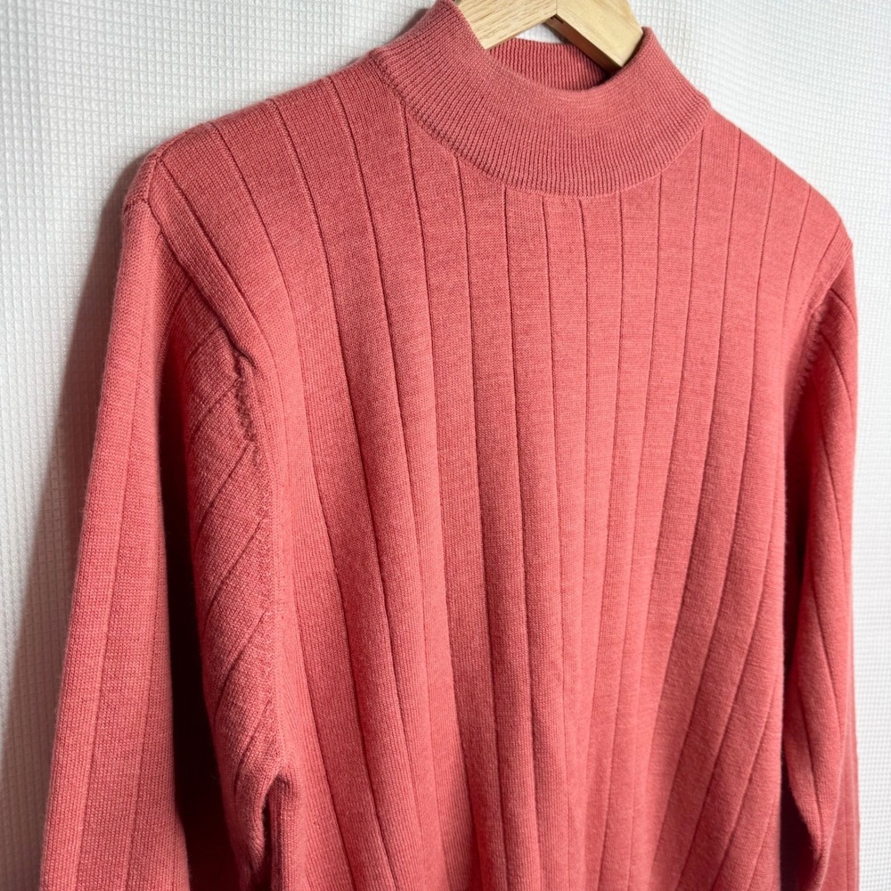 Vintage CharterClub Classics Large Dusty Rose 100% Merino Wool Mock Neck Sweater - Picture 3 of 6